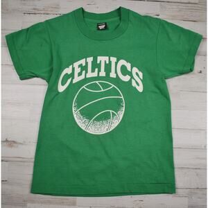 Vintage Boston Celtics T-shirt Kids Medium Fit Green Basketball Tee #13